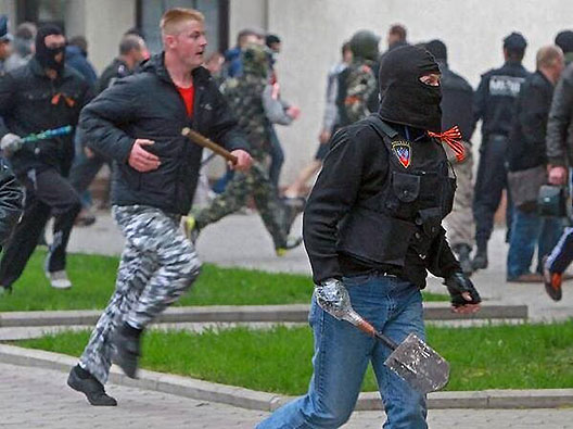 У них для ближнего не нашлось ничего,
 кроме арматуры и саперной лопатки